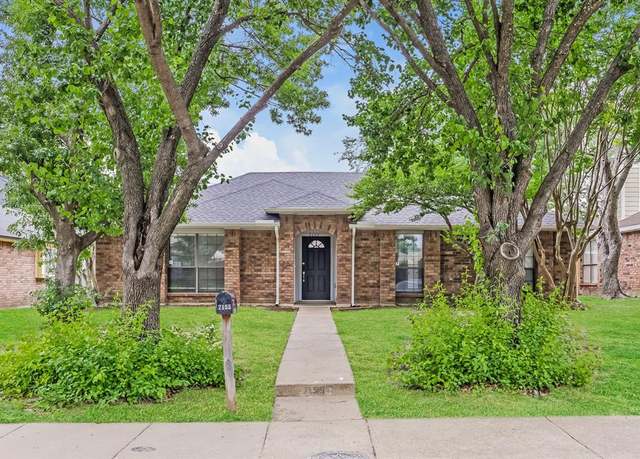 Property at 7155 Penshire Ln, Dallas, TX 75227, 3 beds, 2 baths