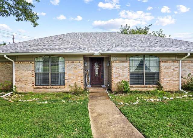 Property at 600 Blanton Dr, Sherman, TX 75092, 4 beds, 3 baths