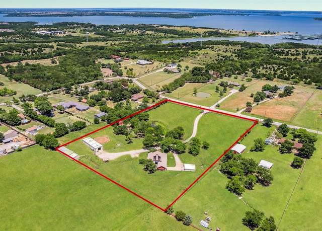 Property at 1441 Lakeview Dr, St. Paul, TX 75098, 3 beds, 2 baths