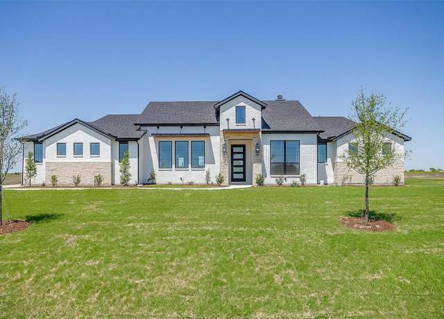 Property at 210 Talpin Ln, Venus, TX 76084, 4 beds, 3 baths