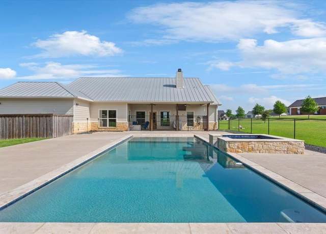 Property at 203 Bold Springs Ct, West, TX 76691, 3 beds, 2.5 baths