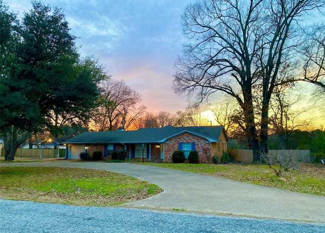 Property at 610 Tamy St, Quitman, TX 75783, 3 beds, 2 baths