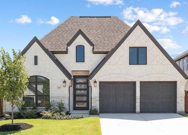 Property at 1307 Chestnut Dr, Haslet, TX 76052, 4 beds, 3 baths