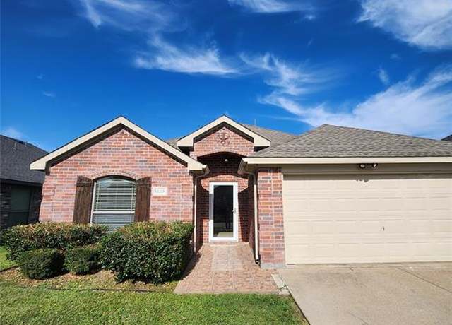 Property at 12229 Hunters Knoll Dr, Fort Worth, TX 76028, 3 beds, 2 baths