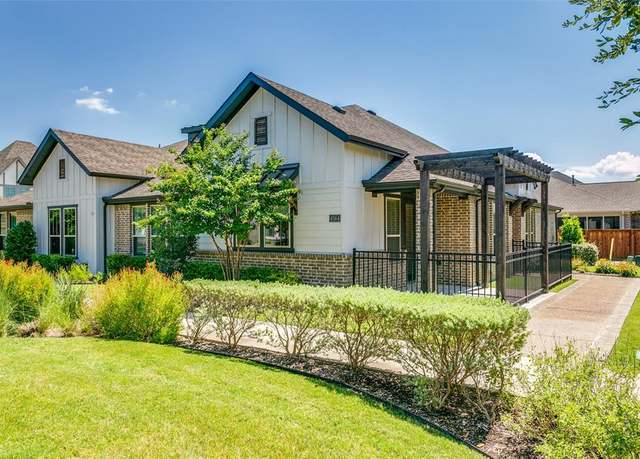 Property at 4564 Meadow Sage St, Arlington, TX 76005, 2 beds, 2 baths