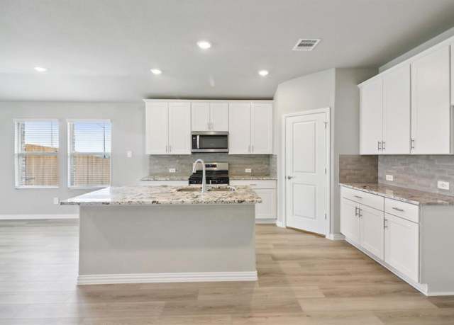 Property at 509 Weller Rd, Mckinney, TX 75069, 3 beds, 2 baths