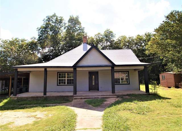 Property at 502 S Rusk St, Sherman, TX 75090, 3 beds, 3 baths