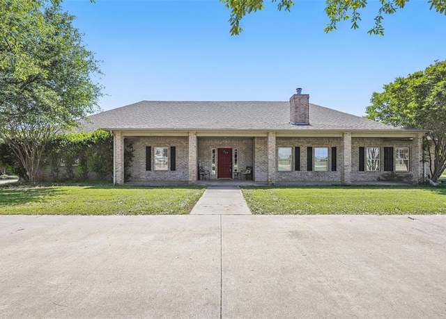 Property at 2525 Colt Ln, Crowley, TX 76036, 3 beds, 3.5 baths