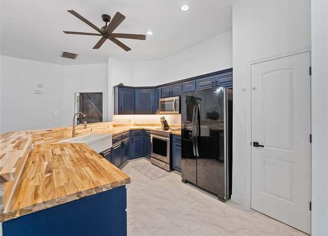 Property at 12200 Rolling Ridge Dr, Fort Worth, TX 76028, 4 beds, 2 baths
