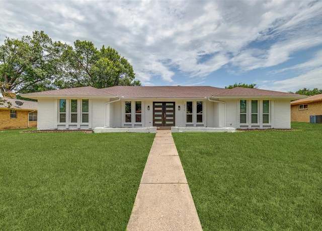 Property at 2212 Westlake Dr, Plano, TX 75075, 3 beds, 2.5 baths