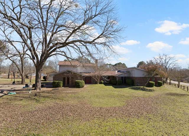 Property at 34 Nevills Rd, Mount Pleasant, TX 75455, 6 beds, 4.5 baths