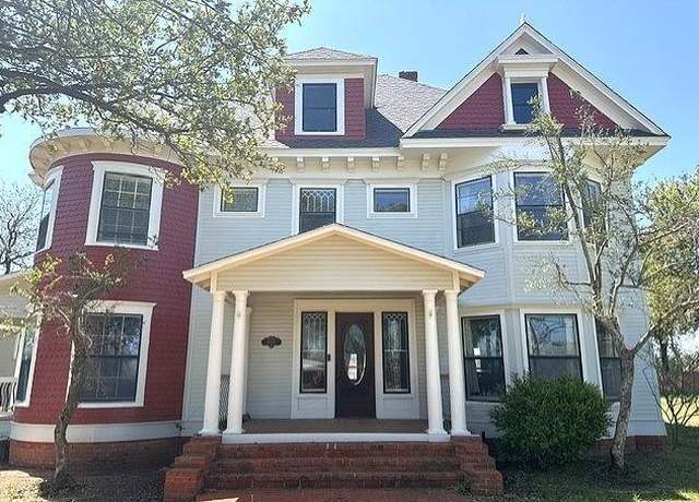 Property at 601 W 2nd St, Baird, TX 79504, 5 beds, 3 baths