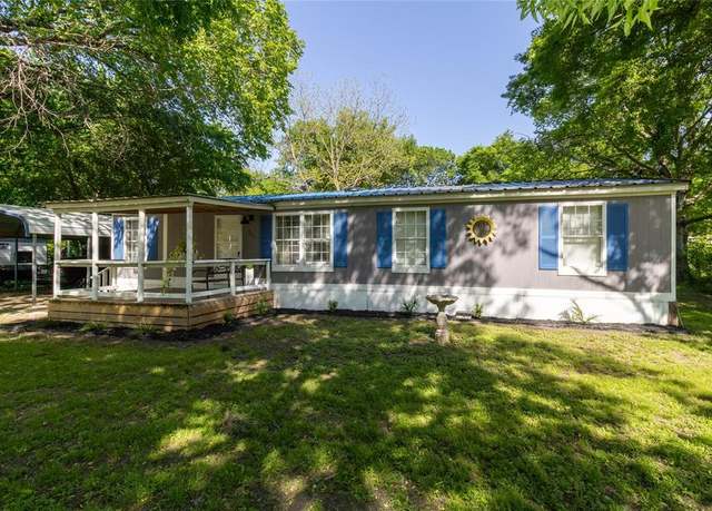 Property at 405 N Milam Ave, Richland, TX 76681, 4 beds, 2 baths