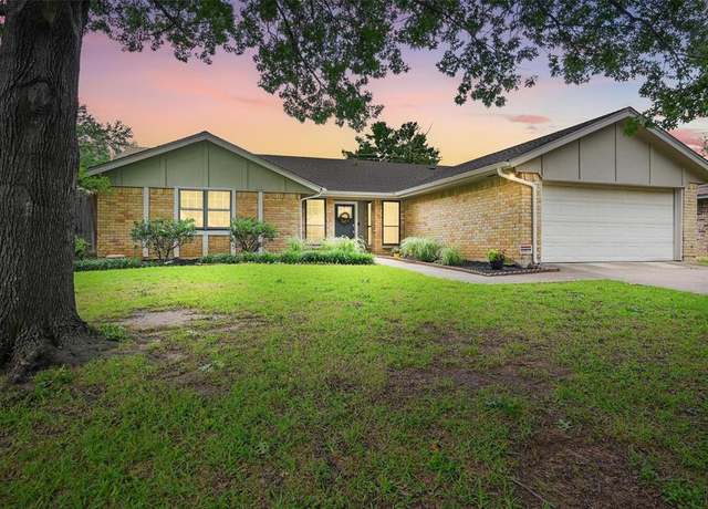 Property at 5308 Firewood Dr, Arlington, TX 76016, 3 beds, 2 baths