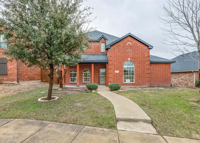 Property at 11651 Yoakum Dr, Frisco, TX 75035, 4 beds, 3.5 baths