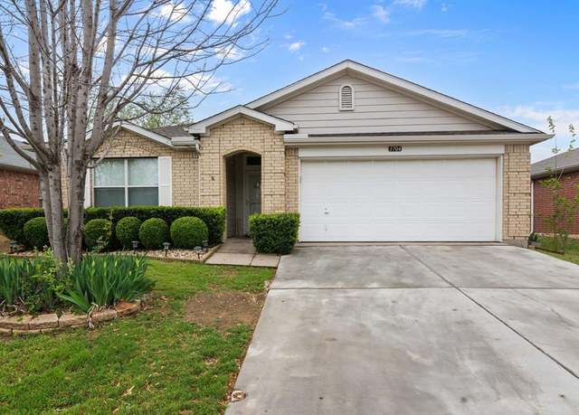 Property at 1704 Little Deer Ln, Fort Worth, TX 76131, 3 beds, 2 baths