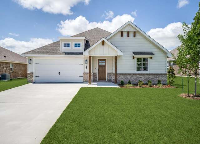 Property at 4712 Elite Dr, Sanger, TX 76266, 3 beds, 2 baths