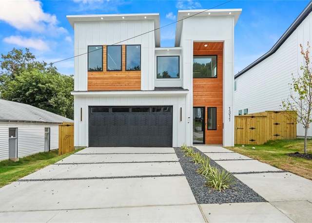 Property at 1311 Compton St, Dallas, TX 75203, 4 beds, 2.5 baths