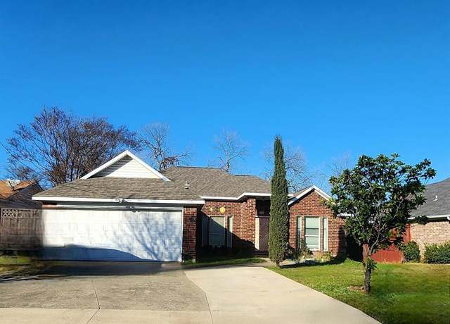 Property at 1909 Cranford Dr, Garland, TX 75041, 3 beds, 2 baths