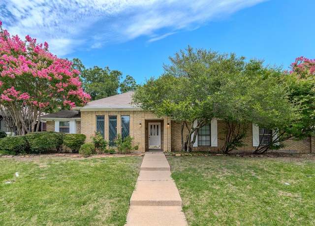 Property at 2300 San Gabriel Dr, Plano, TX 75074, 4 beds, 3 baths