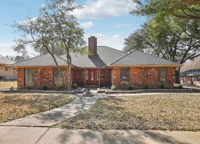 Property at 139 Palmer Cir, Lancaster, TX 75146, 3 beds, 2.5 baths