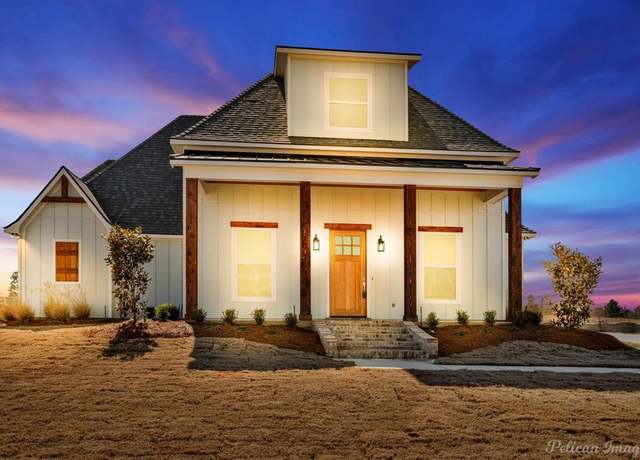 Property at 176 Laurel Valley Ln, Stonewall, LA 71078, 4 beds, 3 baths