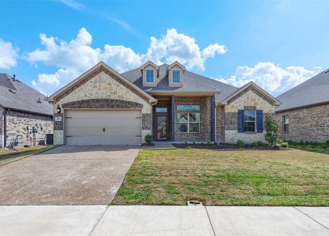 Property at 2822 Bobcat Dr, Melissa, TX 75454, 4 beds, 2 baths