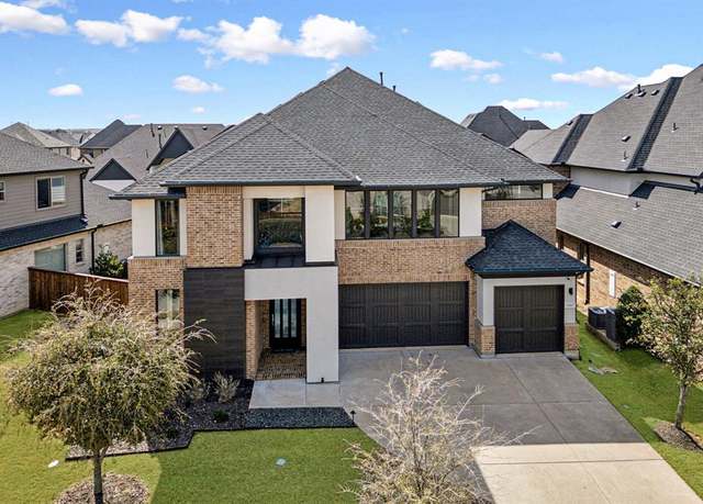 Property at 3967 Sanders Dr, Celina, TX 75009, 4 beds, 4.5 baths
