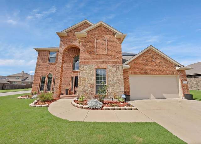 Property at 1123 Crest Ridge Dr, Glenn Heights, TX 75154, 3 beds, 3.5 baths