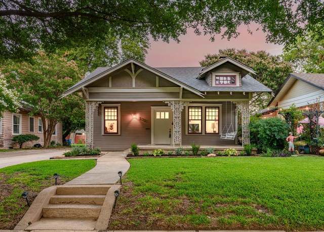 Property at 322 S Montclair Ave, Dallas, TX 75208, 2 beds, 2.5 baths