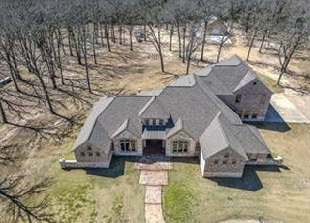 Property at 504 CR 1452, Bonham, TX 75418, 4 beds, 4.5 baths