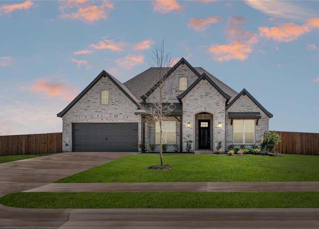 Property at 105 Howling, Godley, TX 76044, 4 beds, 3 baths