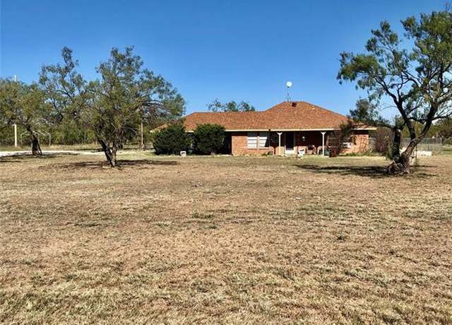 Property at 8022 County Road 450, Merkel, TX 79536, 3 beds, 1 bath