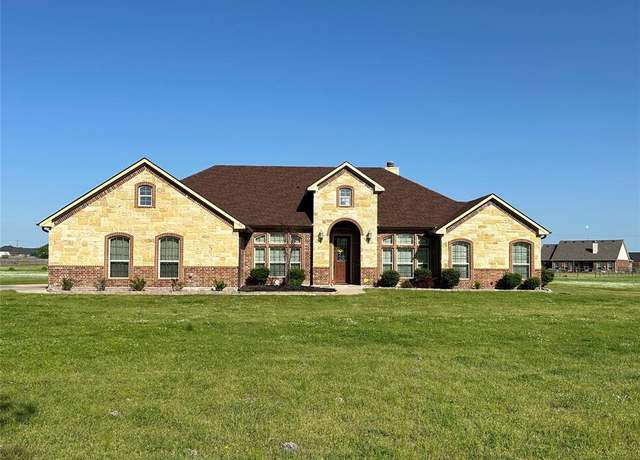 Property at 8172 N State Highway 34, Oak Ridge, TX 75161, 4 beds, 3 baths