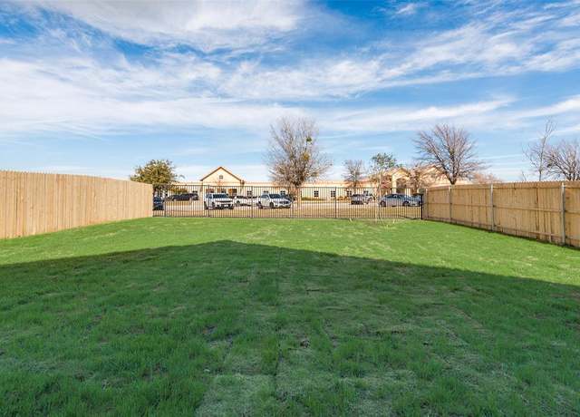 Property at 10757 Cowhide Ln, Fort Worth, TX 76108, 3 beds, 2 baths