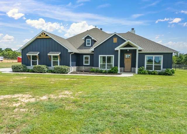 Property at 492 Clark Lake Rd, Weatherford, TX 76088, 4 beds, 2 baths