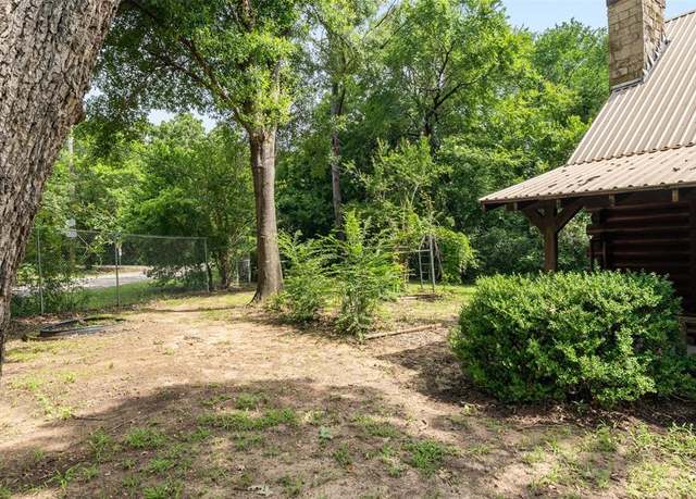 Property at 122 Ricky Rd, Gun Barrel City, TX 75156, 3 beds, 2 baths