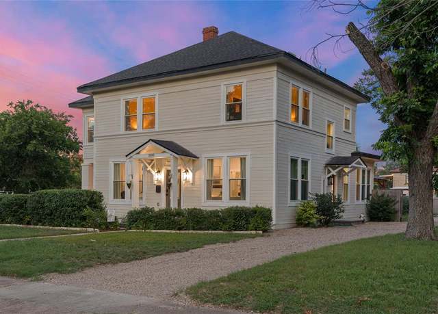 Property at 3200 Parrott Ave, Waco, TX 76707, 4 beds, 2.5 baths