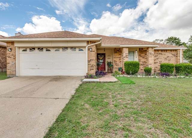 Property at 8300 Ohara Ln, Fort Worth, TX 76123, 3 beds, 2 baths