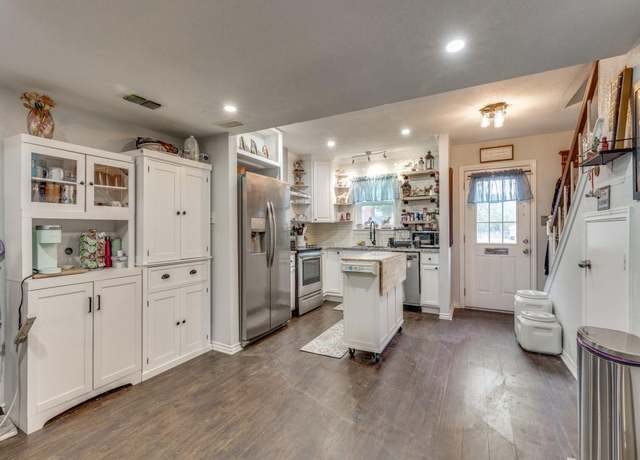 Property at 1101 Roaring Springs Rd #1, Fort Worth, TX 76114, 2 beds, 1.5 baths