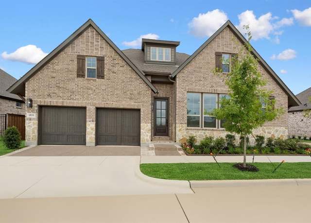 Property at 4810 Prairie Crest Ln, Arlington, TX 76005, 2 beds, 2 baths