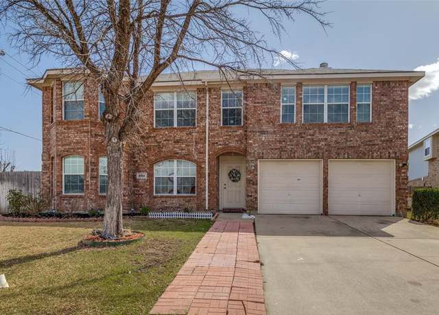 Property at 2512 Calico Rock Dr, Fort Worth, TX 76131, 4 beds, 2.5 baths