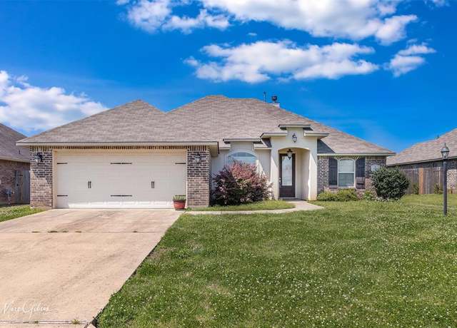Property at 233 Sedgewick Ave, Haughton, LA 71037, 3 beds, 2 baths