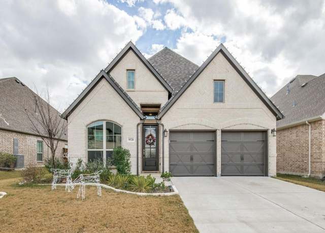 Property at 9528 Oxbow Ln, Little Elm, TX 75068, 4 beds, 2 baths