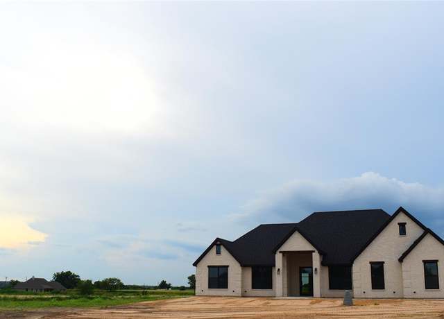 Property at 151 County Road 2610 Rd, Decatur, TX 76234, 4 beds, 2 baths