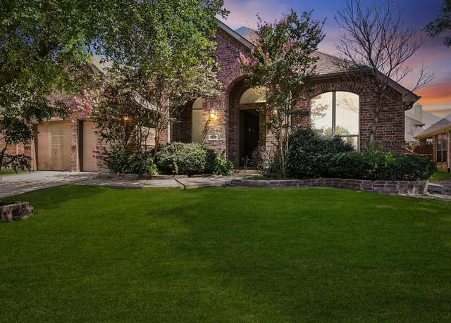 Property at 2677 Pine Trail Dr, Little Elm, TX 75068, 4 beds, 2 baths