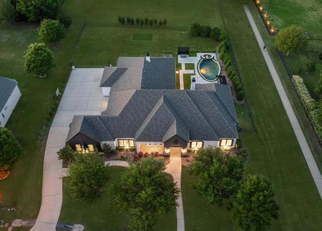 Property at 2881 Silverglade Ct, Prosper, TX 75078, 4 beds, 4.5 baths