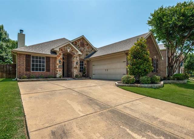 Property at 3010 Glenbrook Dr, Midlothian, TX 76065, 3 beds, 2 baths