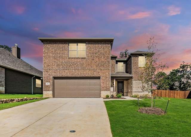 Property at 241 Gardenia Dr, Azle, TX 76020, 4 beds, 3 baths