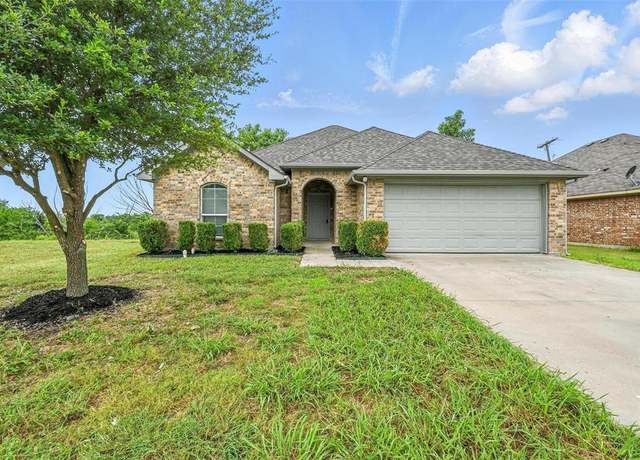 Property at 130 Owen Way, Waxahachie, TX 75165, 3 beds, 2 baths